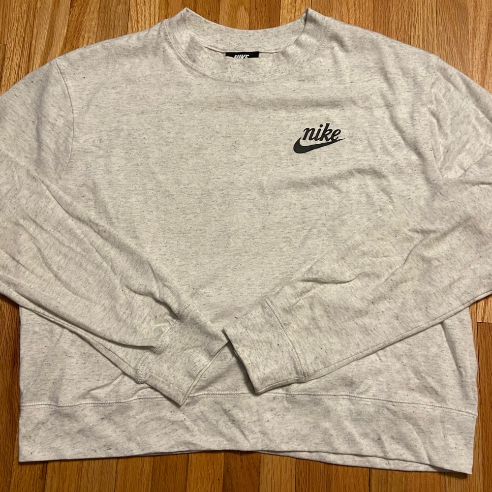 Nike cropped athletic tee, size S